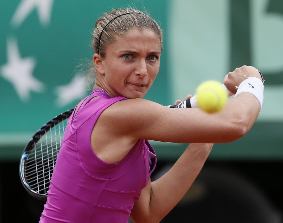 然后巧妙地 然后巧妙地